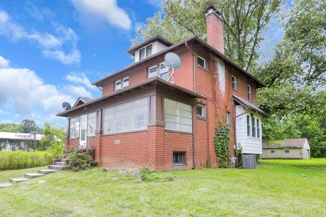 Photo - 2365 Stelzer Rd