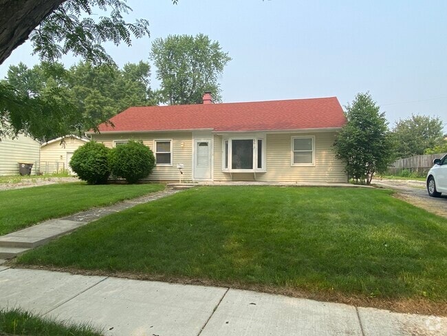 Building Photo - 6617 Azalea Dr Rental