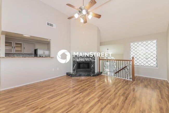 Photo - 3 Bedroom Pet-Friendly Home in MESQUITE, TX with Main Street Renewal