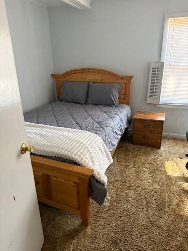 Photo - Furnished Seasonal or Long term  for 8 ppl. near heavenly Avail. 04/15/26!