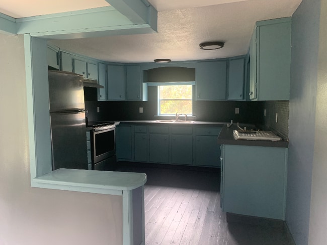 Photo - 5244 Morris St