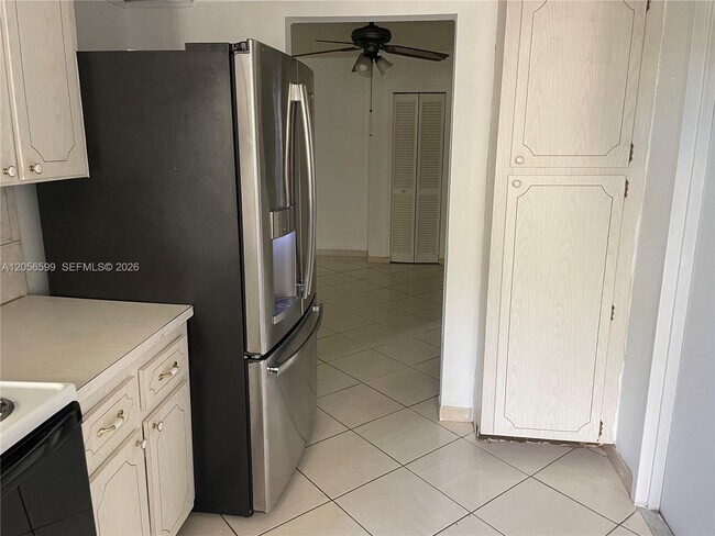 Photo - 940 NE 199th St Unit 209