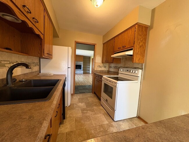 Photo - 2 Bed 2 Bath for $1,200!