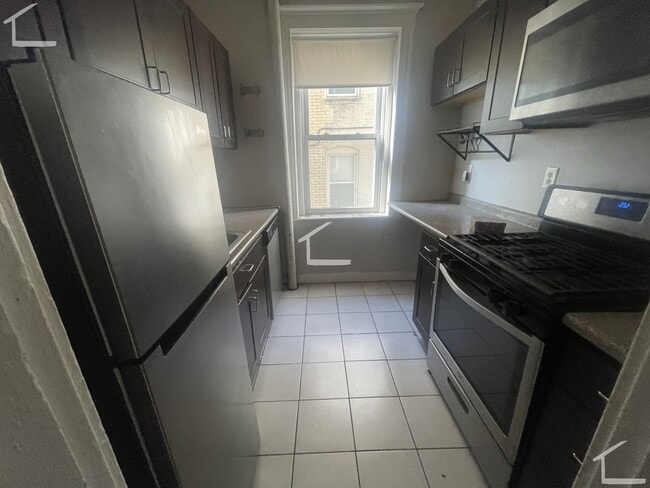 Photo - 159 Kelton St