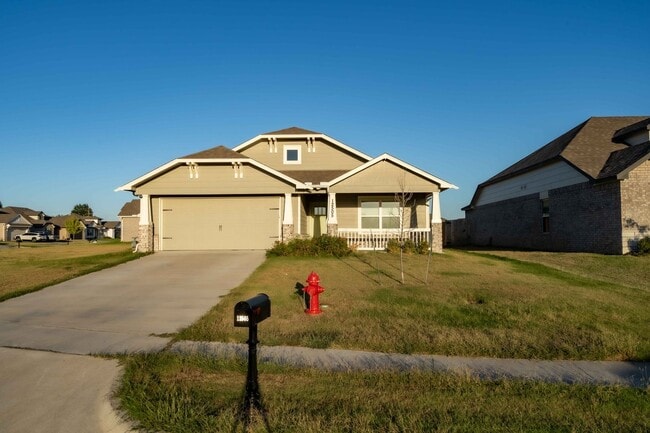 Building Photo - BRAND new and RARE - 4 Bedroom Owasso home