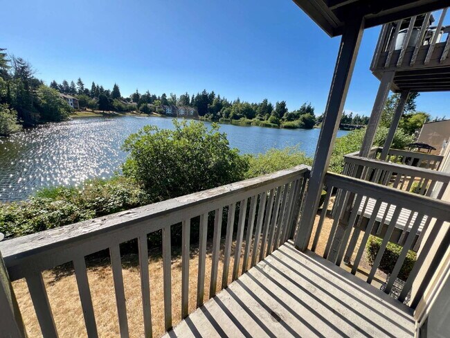 Photo - Scenic Lakeside Apartment for Rent - Federal Way Unit A15