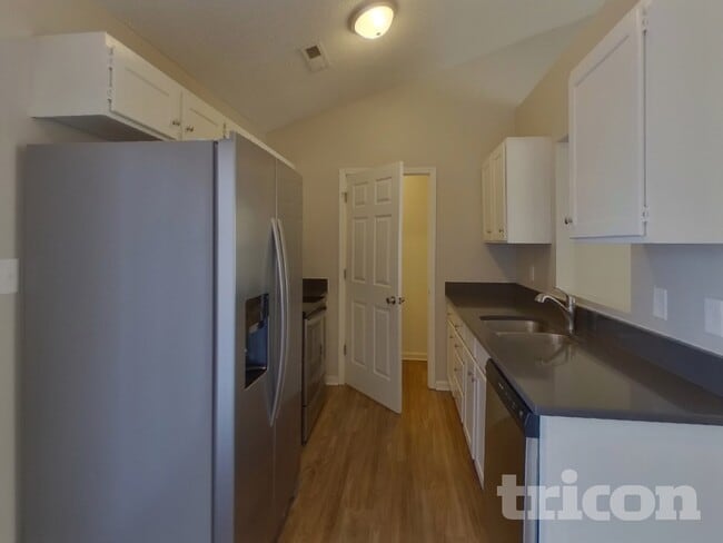 Photo - 4438 Fawnbrook Ave SW