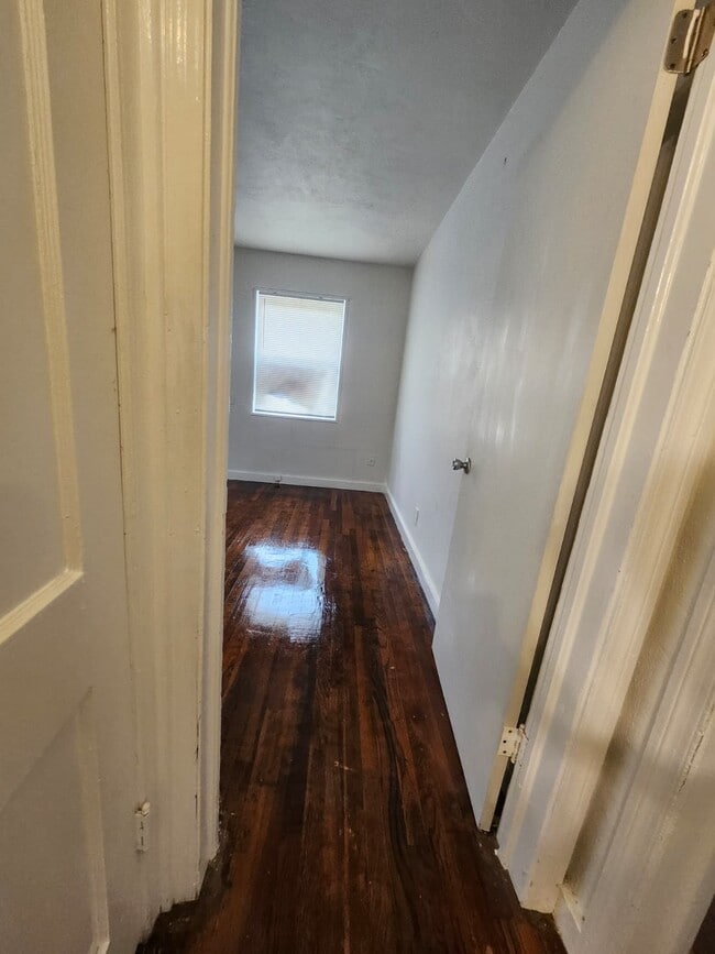 Photo - 2632 Shannon St