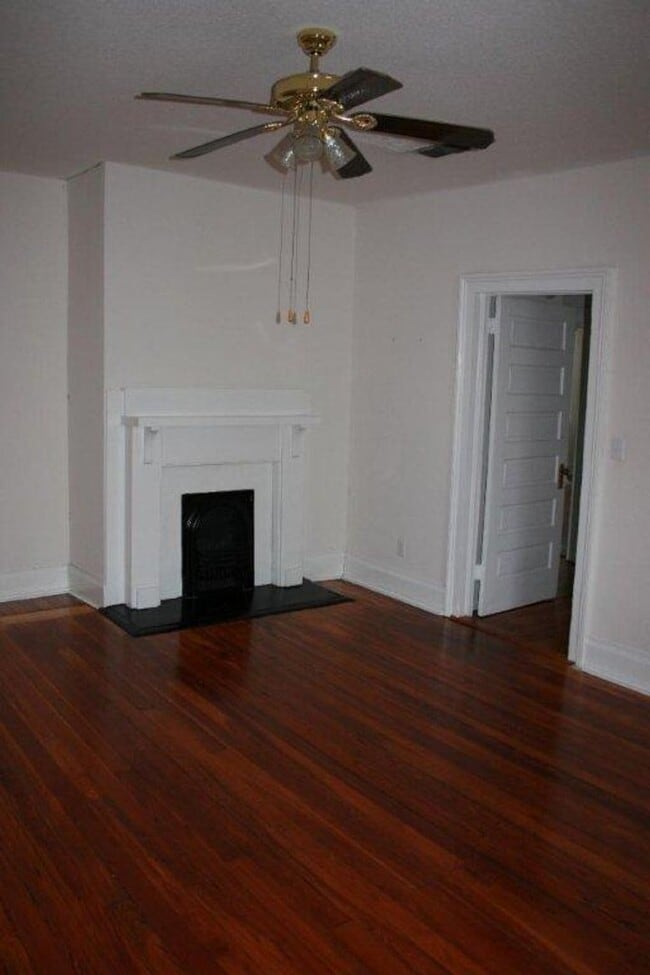 Photo - 206 Third Street - Zulueta Unit 206-B Third