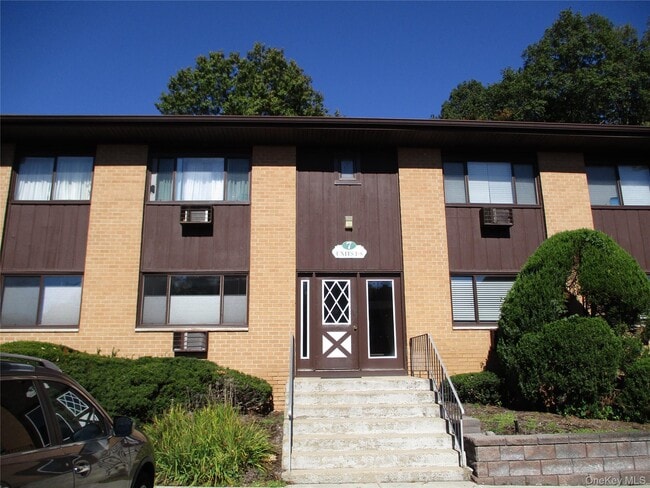 Photo - 7 E Lawrence Park Dr Unit 4