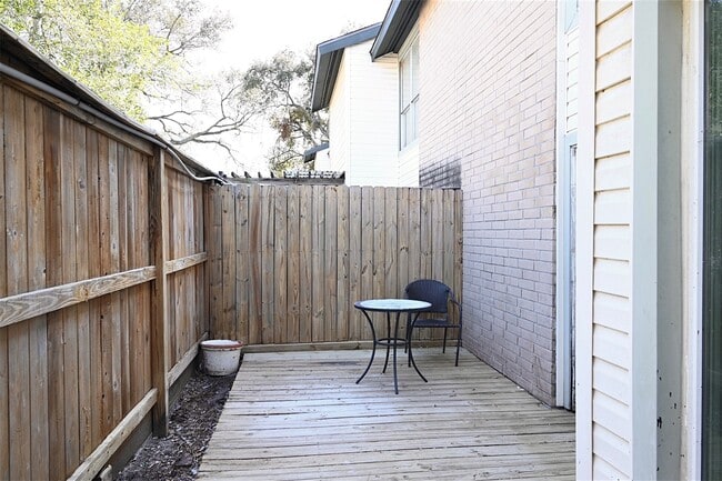 Photo - 7918 Prestwood Dr Unit 4