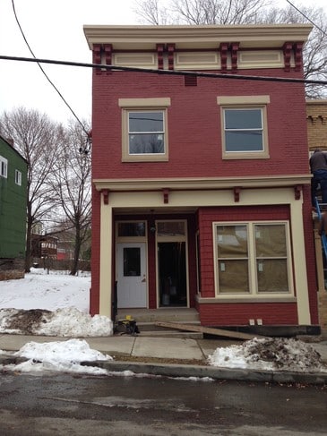 Building Photo - 306 N Montgomery St Unit # 2