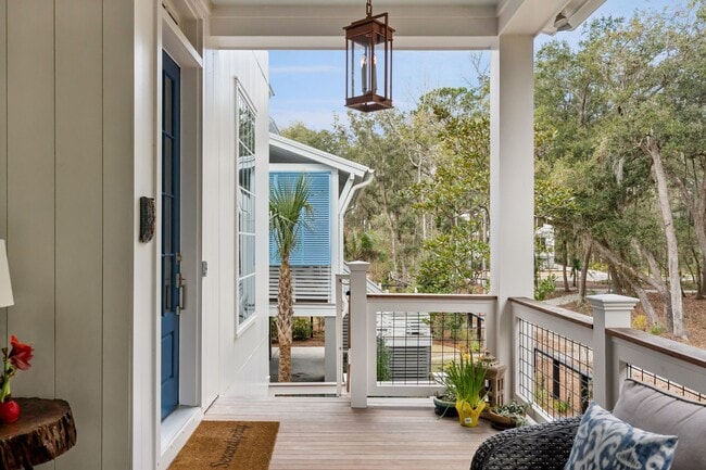 Photo - 9013 Stern Aly