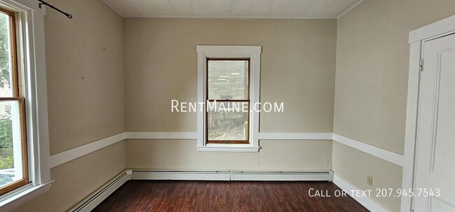 4 Church St Unit 1