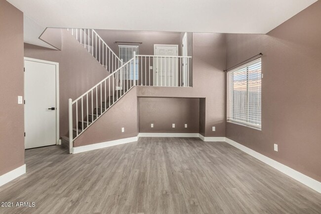 Photo - 875 N Ithica Ct