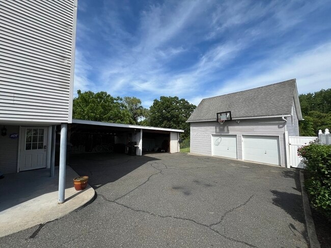 Photo - 9 Indian Leap St Unit 1