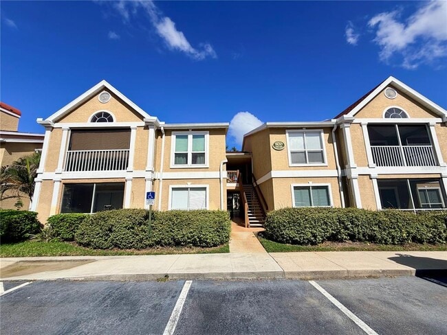 Building Photo - 9481 Highland Oak Dr Unit 804
