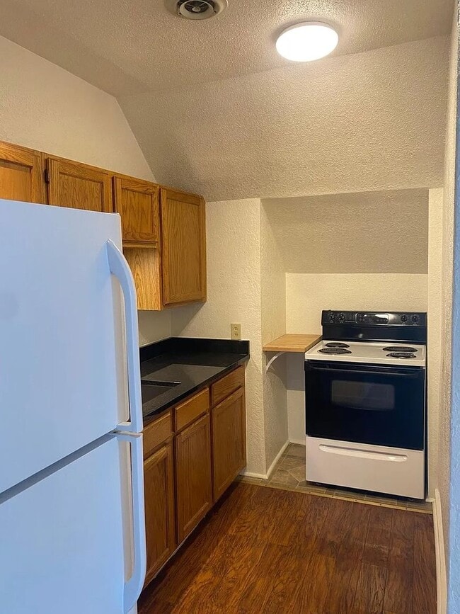 Photo - 404 S Marion St Unit 404 SOUTH MARION APT B