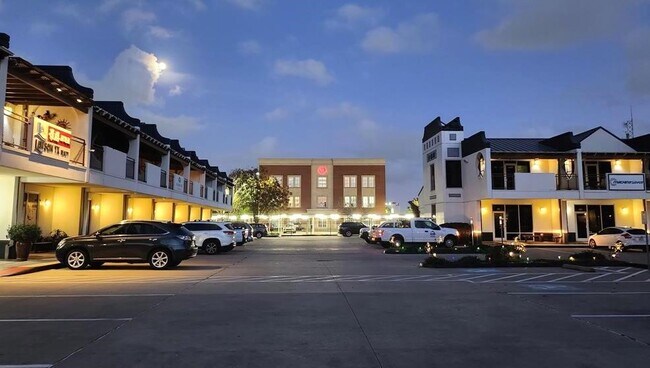 Building Photo - 9788 Clarewood Dr Unit 308 Rental