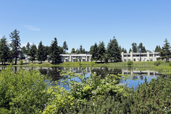 Fountain Lake Townhomes