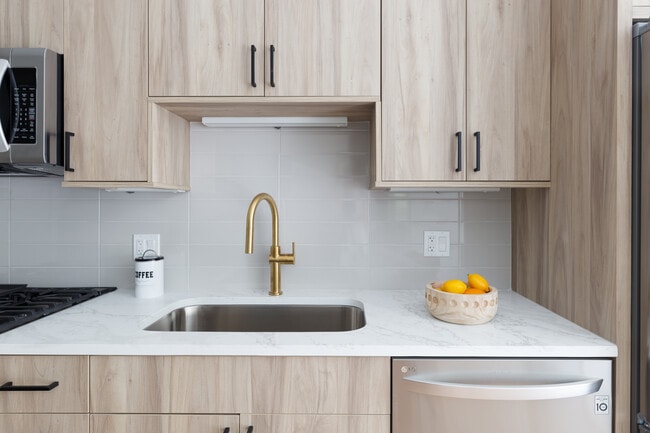 Photo - Bissell Apartments