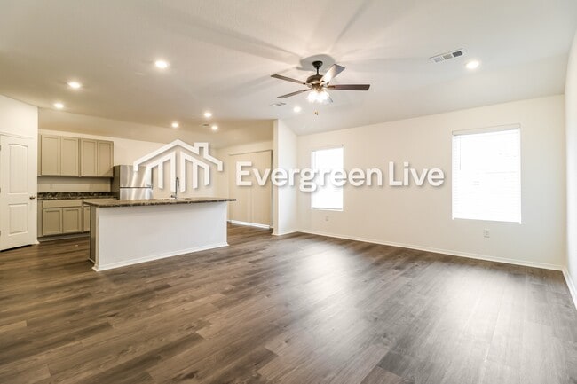 Photo - 154 Meadow Dr