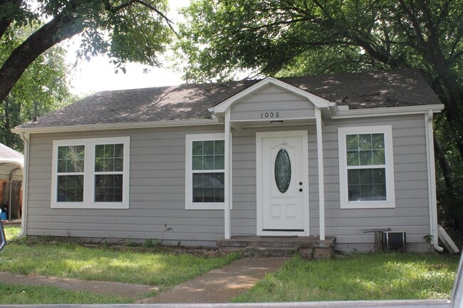 Photo - 1008 Peak St Casa