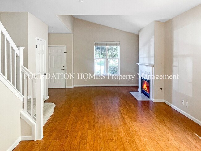 Photo - Great Layout, Newer Hamilton Condo - A/C - FOUNDATION -