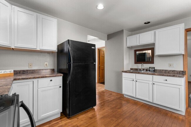 Photo - 1412 N Durkee St Unidad 1412 1/2 - Upper