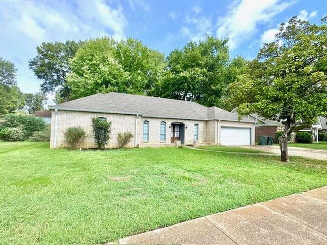 Building Photo - Renovated Bartlett Home- Highly Rated Bart...