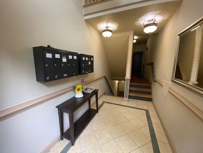 Photo - One Bedroom Apartment in the Heart of Midtown!