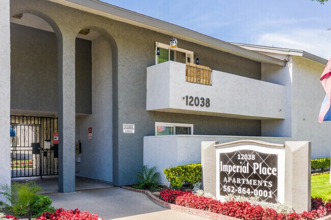 Monument - Imperial Place Apartments, LLC