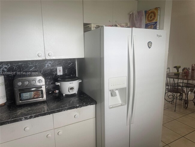 Photo - 1725 W 60th St Unit F320