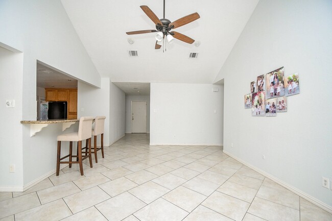 Photo - 7538 Quail Meadow Dr