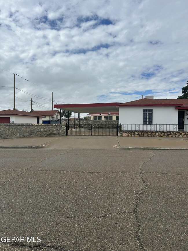 Photo - 1205 Hardaway St