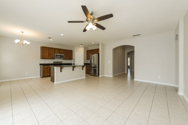 Photo - 3040 Morton Way