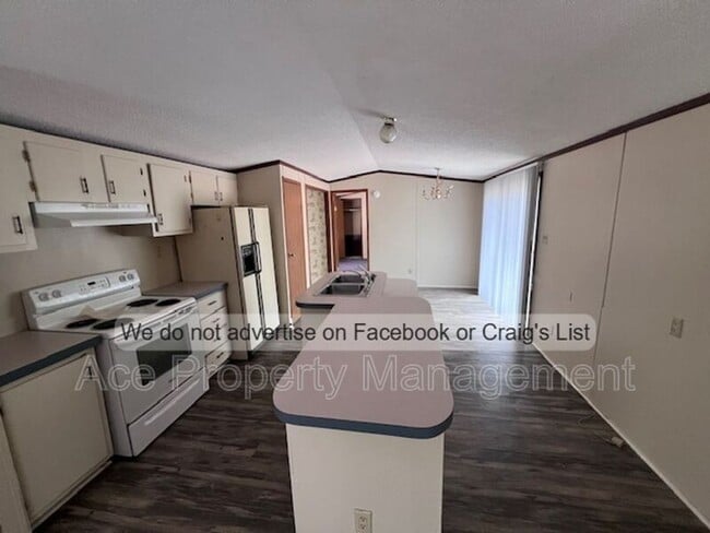 2627 Tingen Rd