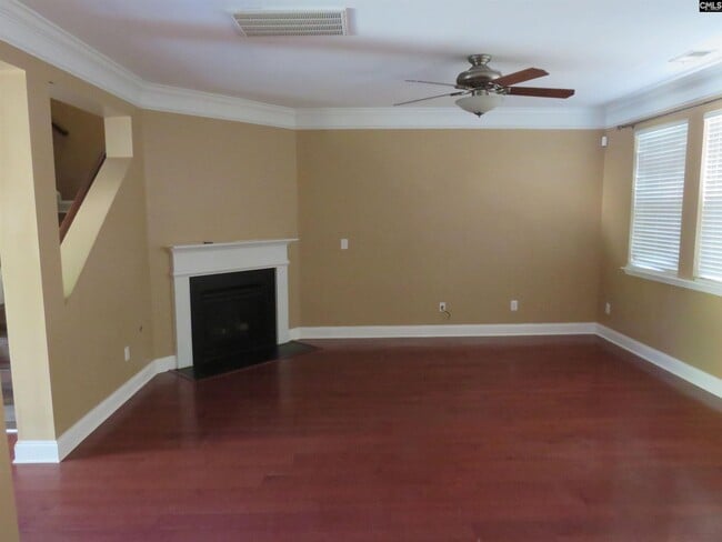 Photo - 217 Creek Branch Dr