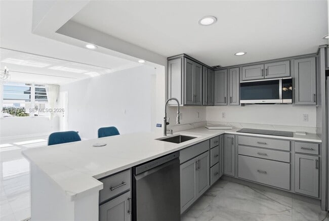 Photo - 1170 N Federal Hwy Unidad 904