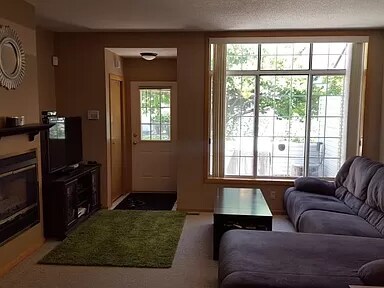 Photo - 514 Lovell Ave W