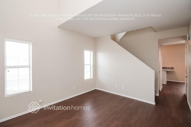 Photo - 1007 W Libra Dr