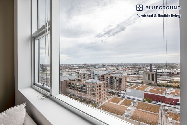 Photo - 1000 S Clark St Unidad FL20-ID988