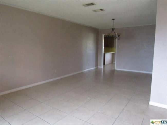 Photo - 801 Cagle Ln