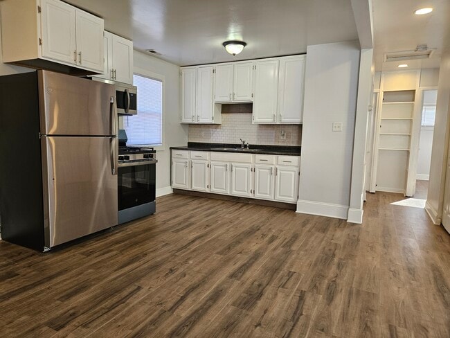 Photo - 2173 Williams St