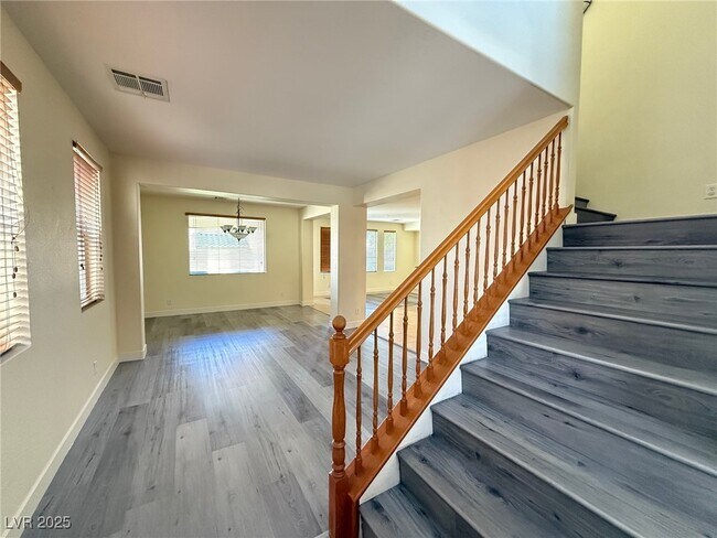 Photo - 8374 S Pioneer Way