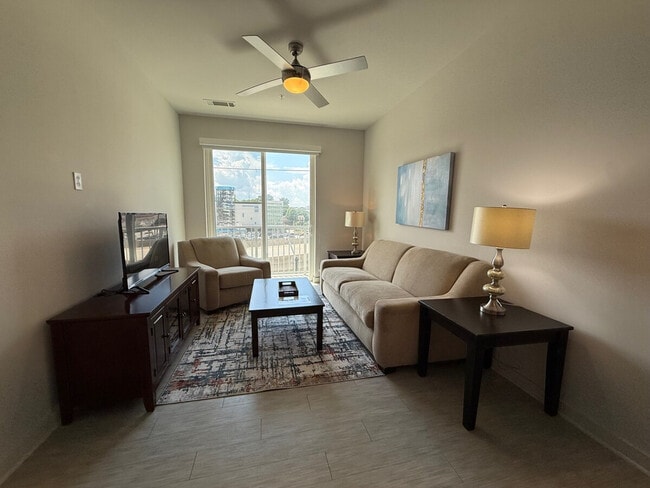 Building Photo - 1273 Williams St NW Unit ID1332029P