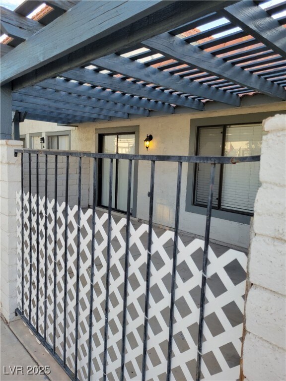 Building Photo - 925 Willow Tree Dr Unit A Rental