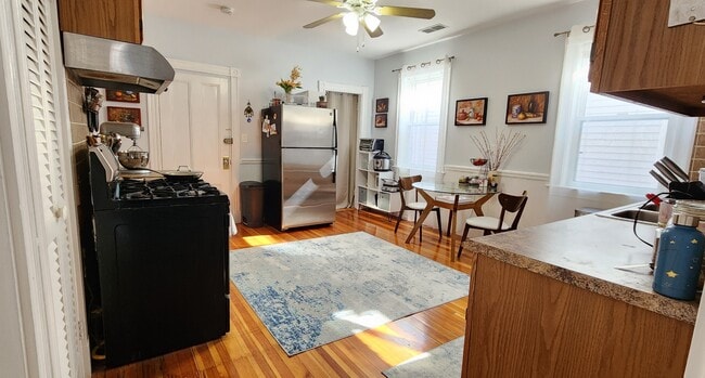 Photo - 66 Chestnut St Unidad 66 Chestnut Street