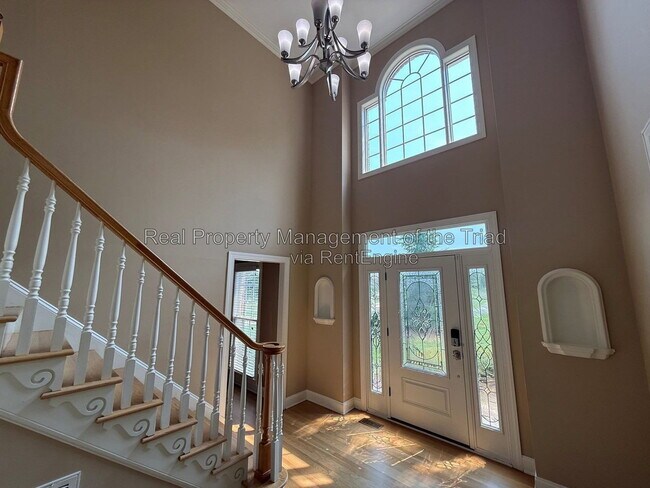 Photo - 1016 Longhorn Ct