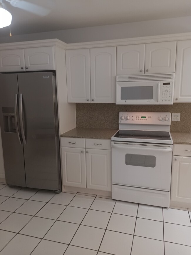 Photo - 12201 SW 82nd Ave